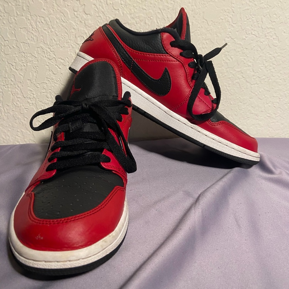 Jordans - M 8